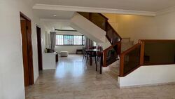 Blk 446 Hougang Avenue 8 (Hougang), HDB Executive #618326811